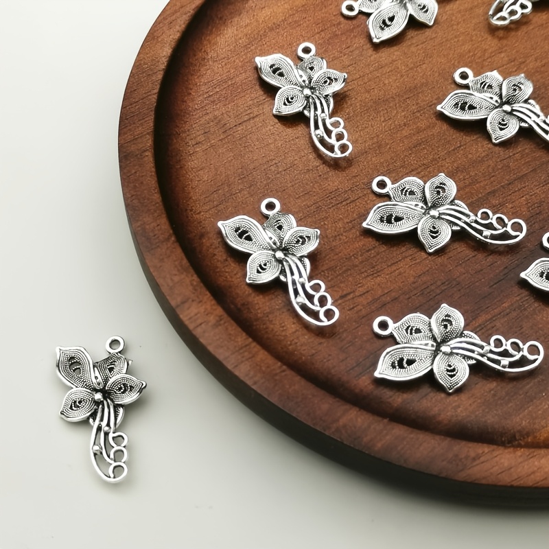 21pcs Retro Chinese Style Butterfly Flower Pendant Set